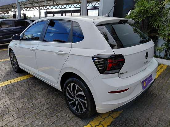 VOLKSWAGEN-POLO-2024