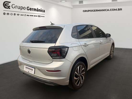 VOLKSWAGEN-POLO-1.0 170 TSI HIGHLINE AUTOMÁTICO VOLKSWAGEN-POLO-2025