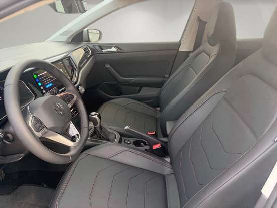 VOLKSWAGEN-POLO-2025