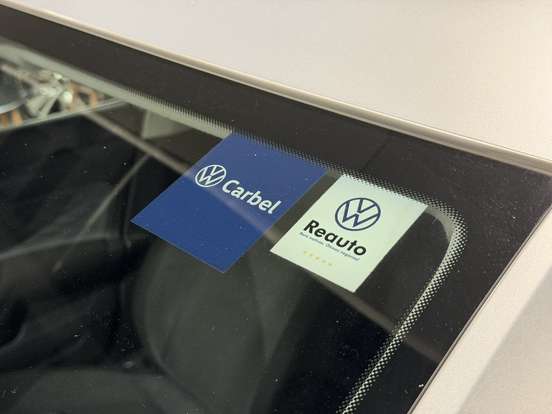 VOLKSWAGEN-POLO-2023