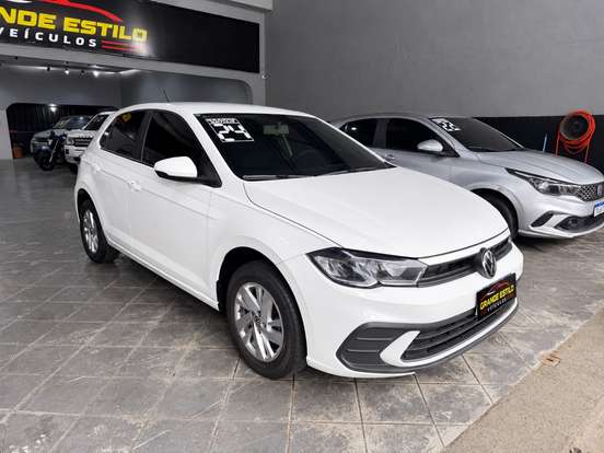 VOLKSWAGEN-POLO-2023