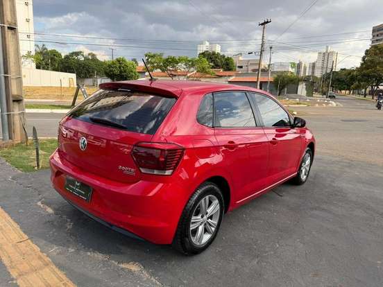 VOLKSWAGEN-POLO-1.0 200 TSI COMFORTLINE AUTOMÁTICO VOLKSWAGEN-POLO-2018