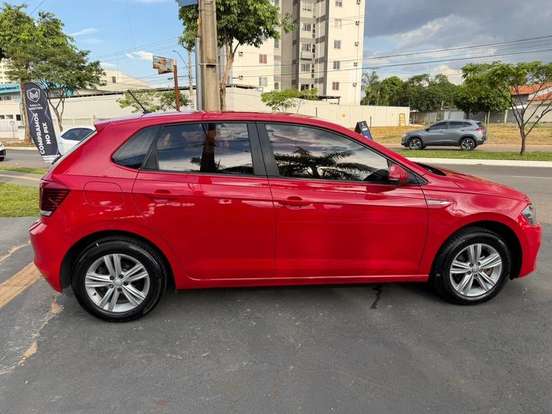 VOLKSWAGEN-POLO-1.0 200 TSI COMFORTLINE AUTOMÁTICO VOLKSWAGEN-POLO-2018