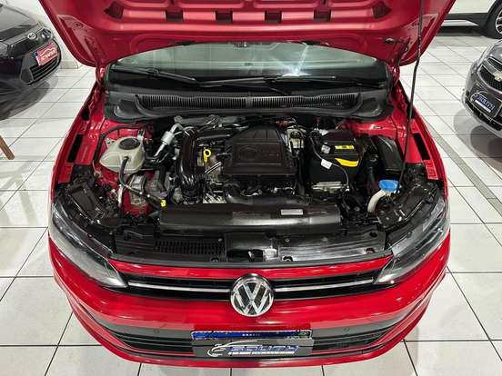 VOLKSWAGEN-POLO-2019