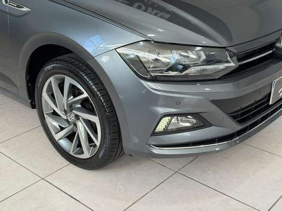 VOLKSWAGEN-POLO-1.0 200 TSI HIGHLINE AUTOMÁTICO VOLKSWAGEN-POLO-2018