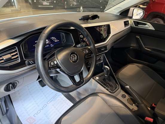 VOLKSWAGEN-POLO-1.0 200 TSI HIGHLINE AUTOMÁTICO VOLKSWAGEN-POLO-2018