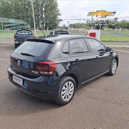 VOLKSWAGEN-POLO-2019