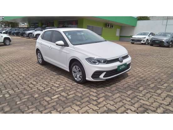 VOLKSWAGEN-POLO-2024