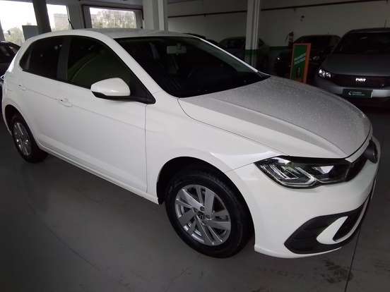 VOLKSWAGEN-POLO-2023