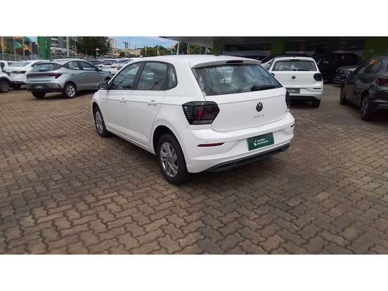 VOLKSWAGEN-POLO-2023