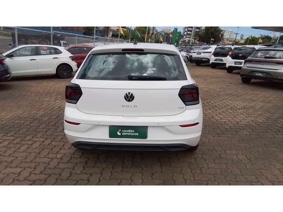 VOLKSWAGEN-POLO-2023