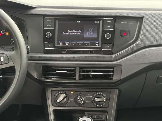 VOLKSWAGEN-POLO-2023