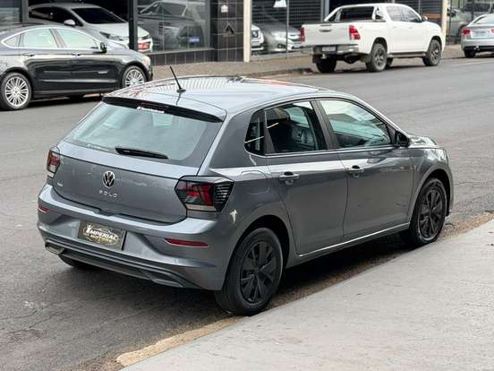 VOLKSWAGEN-POLO-2023