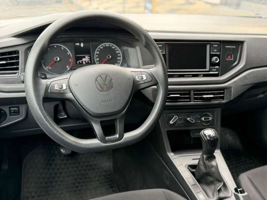 VOLKSWAGEN-POLO-2023