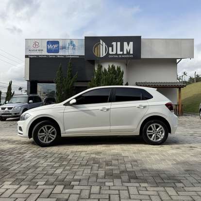 VOLKSWAGEN-POLO-2019
