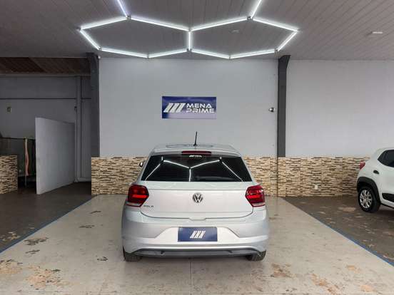 VOLKSWAGEN-POLO-2019