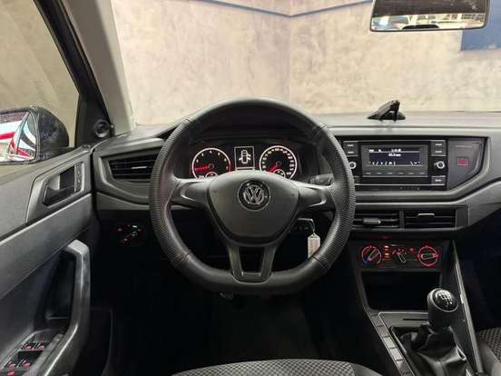 VOLKSWAGEN-POLO-1.0 MPI TOTAL FLEX MANUAL VOLKSWAGEN-POLO-2019