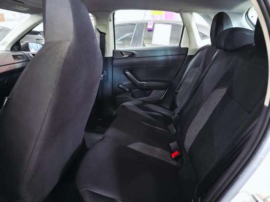 VOLKSWAGEN-POLO-2024