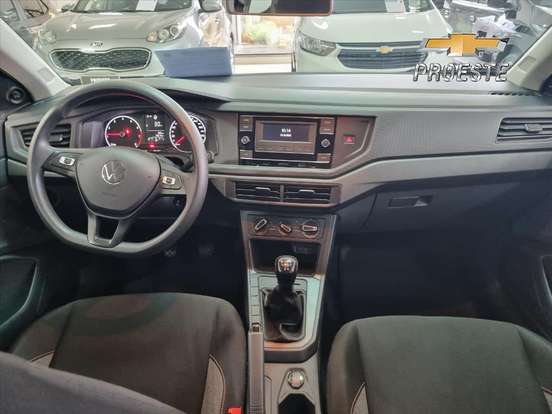 VOLKSWAGEN-POLO-2024