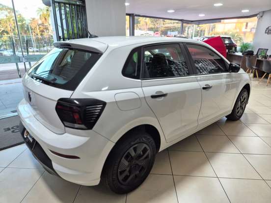 VOLKSWAGEN-POLO-2025