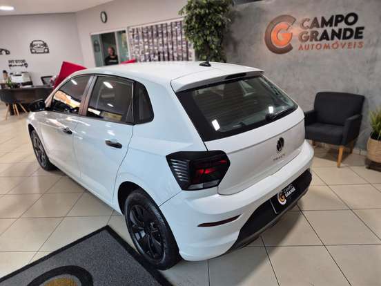 VOLKSWAGEN-POLO-2025