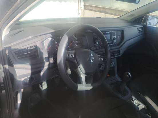 VOLKSWAGEN-POLO-2024