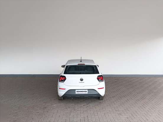 VOLKSWAGEN-POLO-2024