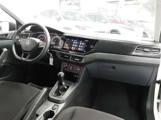 VOLKSWAGEN-POLO-2025