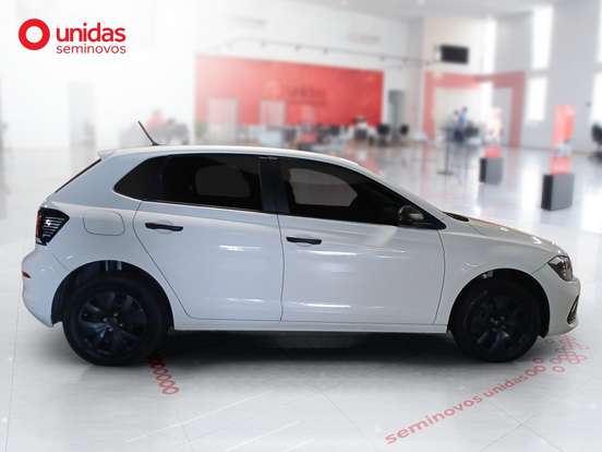 VOLKSWAGEN-POLO-2023