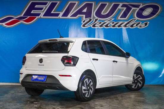 VOLKSWAGEN-POLO-2025