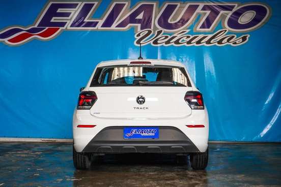 VOLKSWAGEN-POLO-2025
