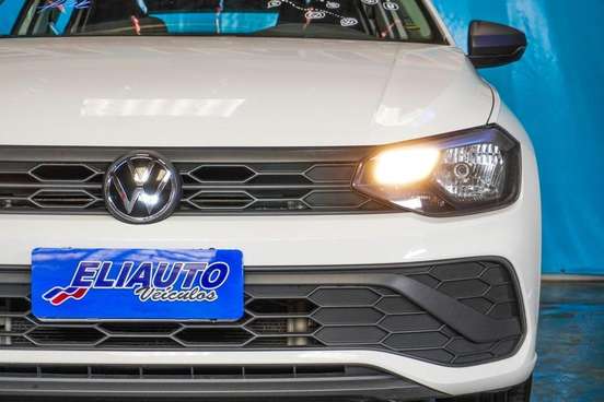 VOLKSWAGEN-POLO-2025