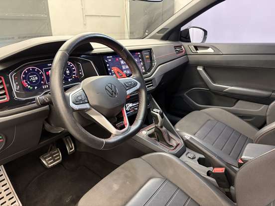 VOLKSWAGEN-POLO-2023
