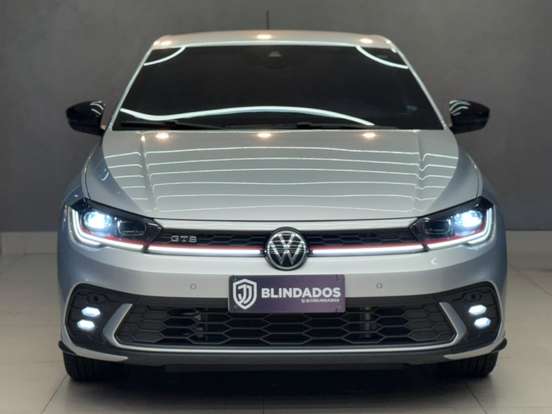 VOLKSWAGEN-POLO-2023
