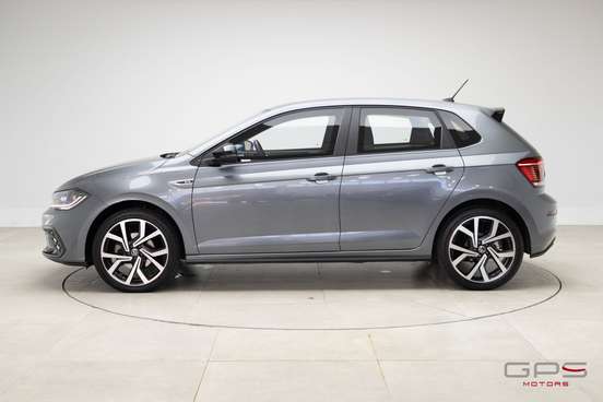 VOLKSWAGEN-POLO-2024