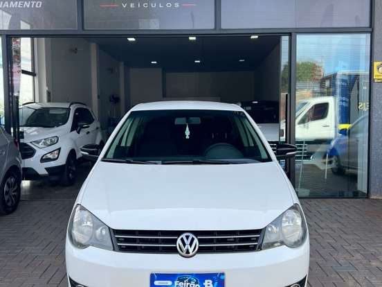 VOLKSWAGEN-POLO-1.6 MI 8V FLEX 4P MANUAL VOLKSWAGEN-POLO-2013