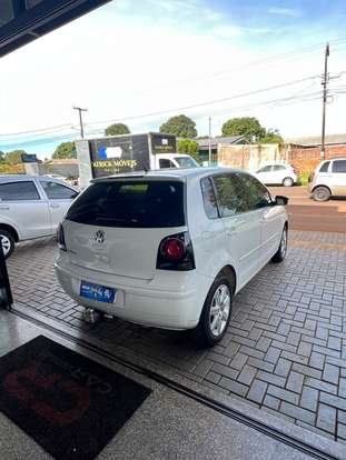 VOLKSWAGEN-POLO-2013