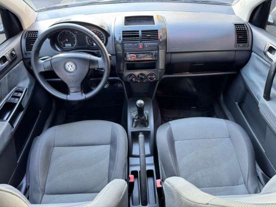 VOLKSWAGEN-POLO-1.6 MI 8V TOTAL FLEX 4P MANUAL VOLKSWAGEN-POLO-2009