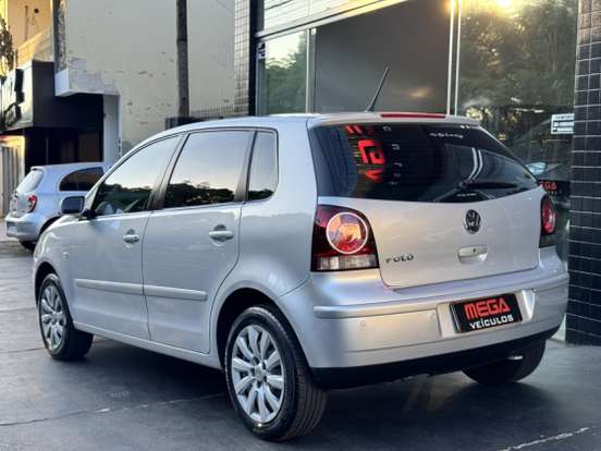 VOLKSWAGEN-POLO-1.6 MI 8V TOTAL FLEX 4P MANUAL VOLKSWAGEN-POLO-2009
