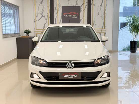 VOLKSWAGEN-POLO-2020