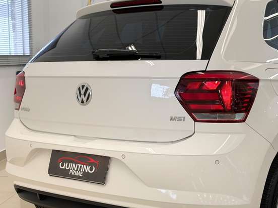 VOLKSWAGEN-POLO-2020