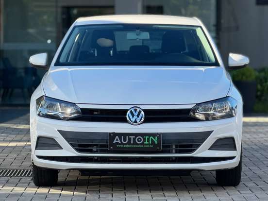 VOLKSWAGEN-POLO-2019