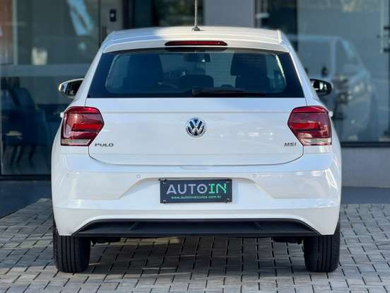 VOLKSWAGEN-POLO-2019