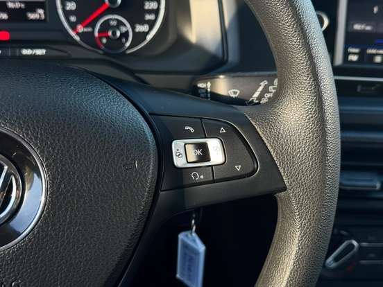 VOLKSWAGEN-POLO-1.6 MSI TOTAL FLEX MANUAL VOLKSWAGEN-POLO-2019