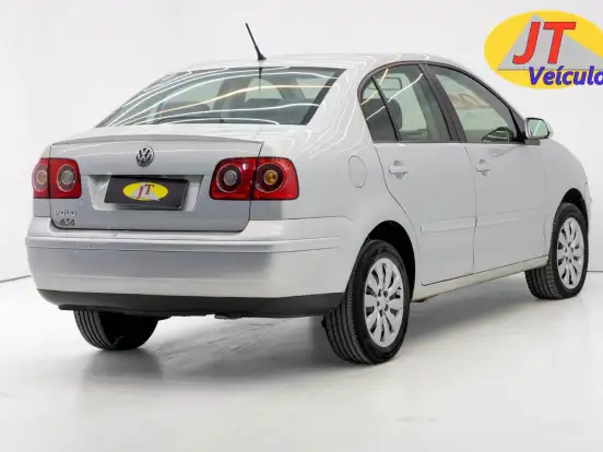 VOLKSWAGEN-POLO SEDAN-1.6 MI COMFORTLINE 8V FLEX 4P MANUAL VOLKSWAGEN-POLO SEDAN-2011