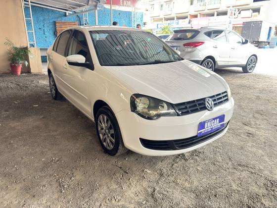 VOLKSWAGEN POLO SEDAN 1.6 MI 8V FLEX 4P MANUAL