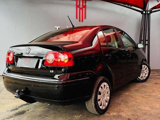 VOLKSWAGEN-POLO SEDAN-1.6 MI 8V FLEX 4P MANUAL VOLKSWAGEN-POLO SEDAN-2011