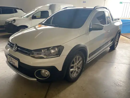 VOLKSWAGEN-SAVEIRO-2014
