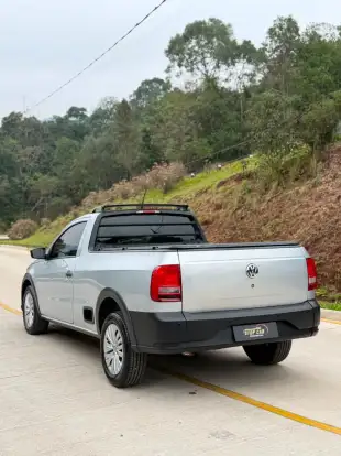 VOLKSWAGEN-SAVEIRO-2022