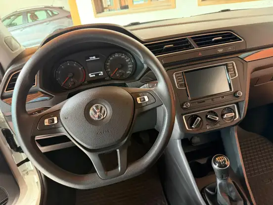 VOLKSWAGEN-SAVEIRO-2022